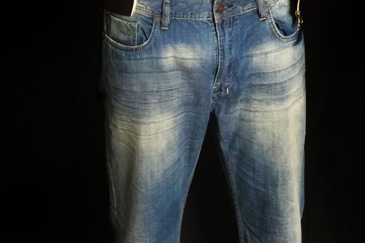 distressed jeans after bleaching
