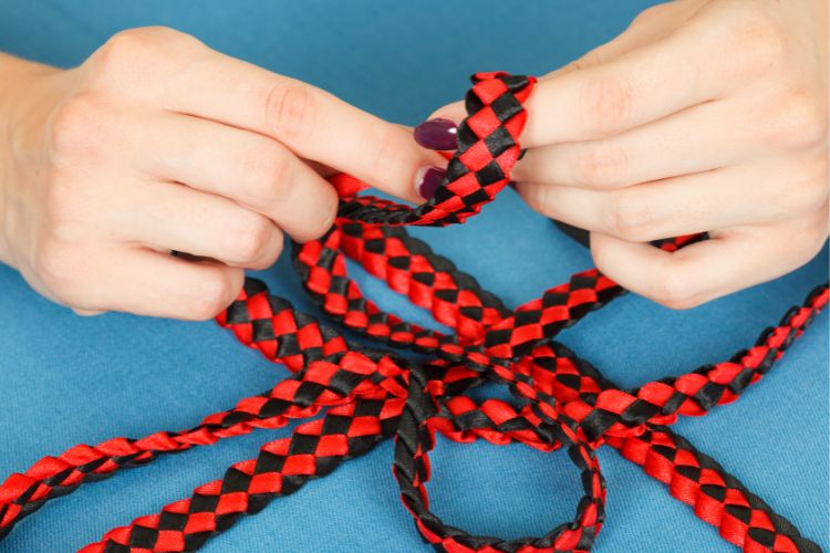 weaving belt of satin ribbons