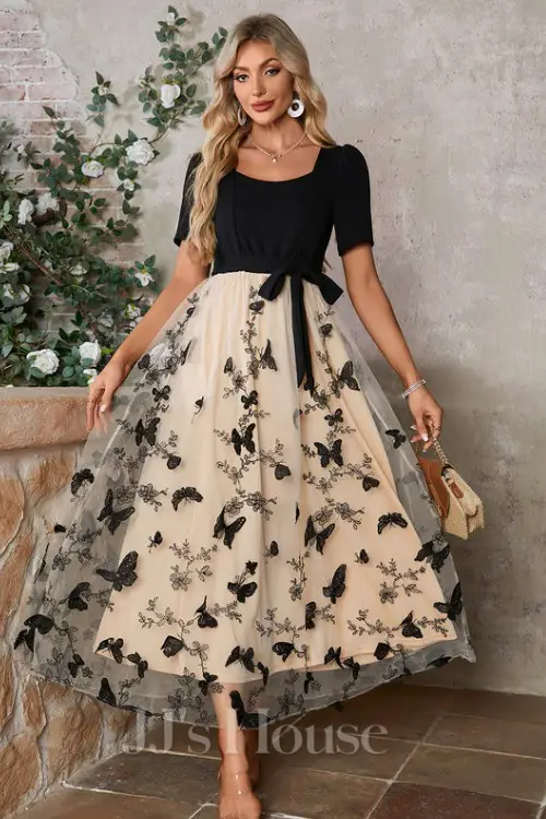 Black and White Embroidered Scoop Short Sleeve A-line Stretch Crepe Lace Midi Dress